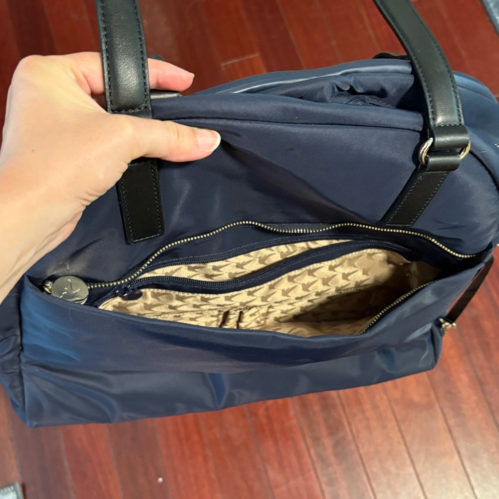 Lo&Sons OG Weekender Bag in Navy / Camel / Gold - Picture 8 of 14